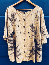 Load image into Gallery viewer, Eucalyptus top ~ Linen ~ 26
