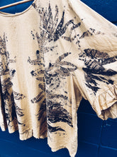Load image into Gallery viewer, Eucalyptus top ~ Linen ~ 26
