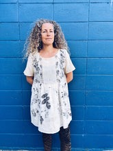 Load image into Gallery viewer, Embroidered Dress - Cotton S/M
