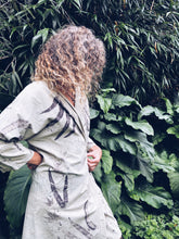 Load image into Gallery viewer, Wild Khaki Kimono ~ Cotton ~ Freesize
