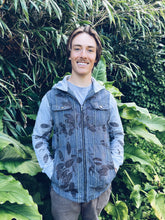 Load image into Gallery viewer, Men’s / Unisex Feijoa hoody - Cotton S/M
