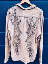 Load image into Gallery viewer, Wild Eucalyptus shirt ~ Linen ~ M/L

