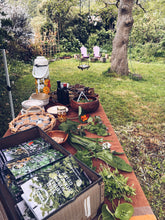 Load image into Gallery viewer, Kapiti Urban Foraging Workshops - Homegrown Botanica
