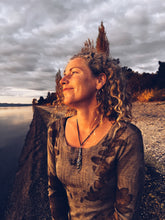 Load image into Gallery viewer, Grey Gum Top ~ Merino ~ L/XL
