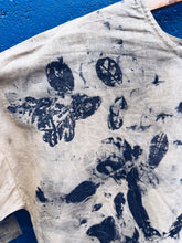 Load image into Gallery viewer, Feijoa top ~ Linen XL
