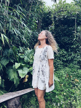 Load image into Gallery viewer, Embroidered Dress - Cotton S/M
